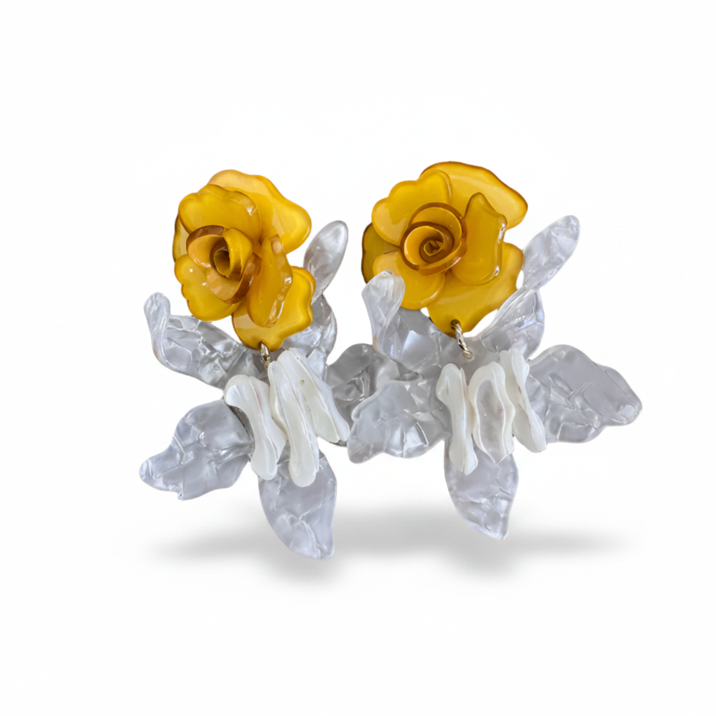 LUP82-LUCIA PIÑA-ARETES DE FLORES EN RESINA -S1508