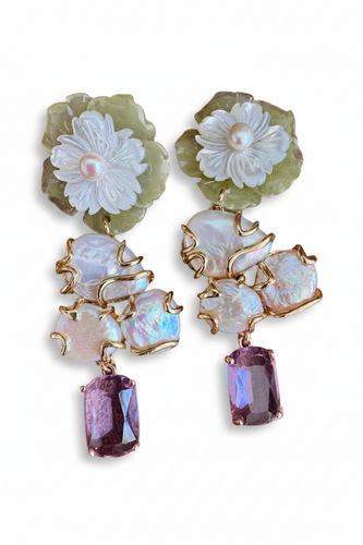 LUP109-LUCIA PIÑA-ARTES DE FLORES EN RESINA CON FLOR EN MADRE PERLA Y PERLAS NATURALES  -S1508