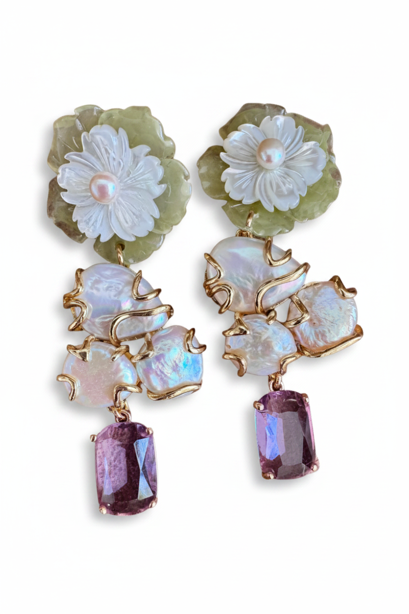 LUP109-LUCIA PIÑA-ARTES DE FLORES EN RESINA CON FLOR EN MADRE PERLA Y PERLAS NATURALES  -S1508