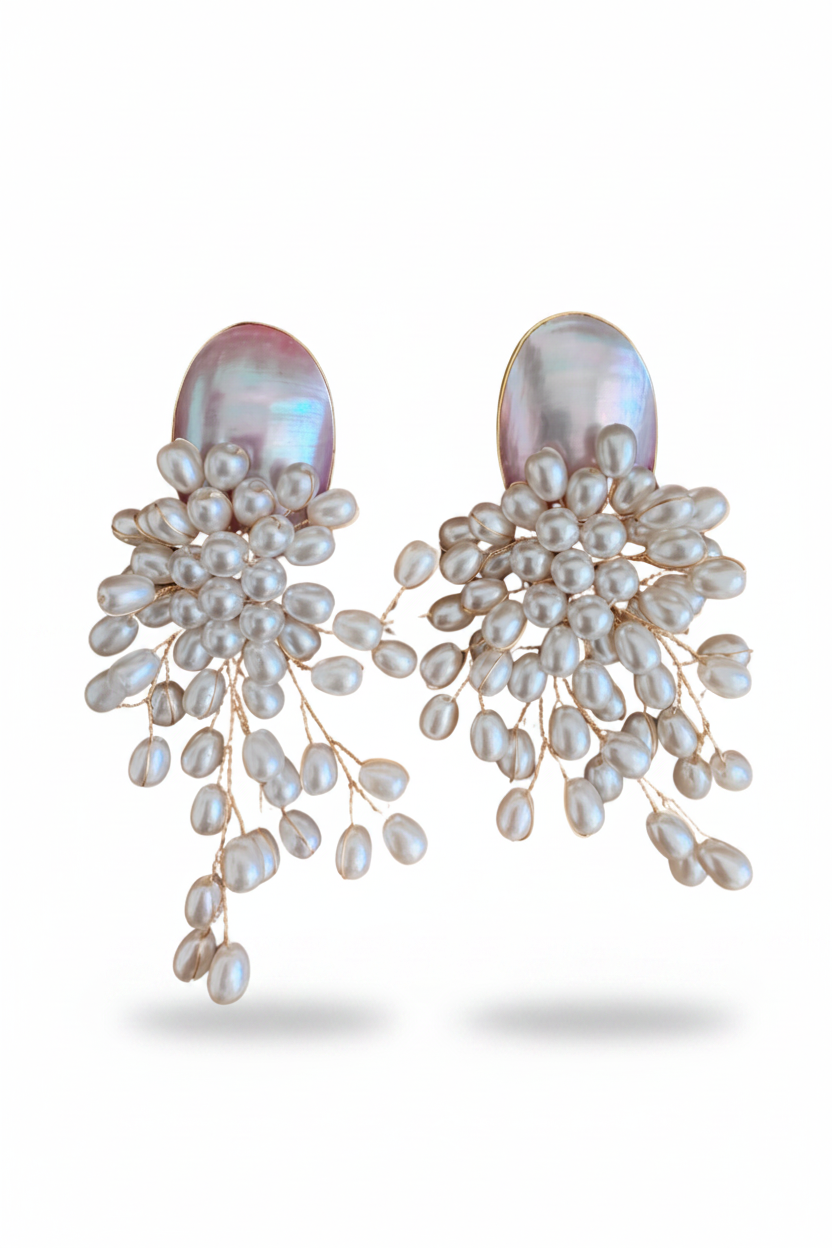 LUP101-LUCIA PIÑA-ARETES DE MADRE PERLA CON PERLA SINTÉTICA-S1624