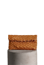 VERN31-VERDI- KAIA SEASHELL CLUTCH-S14200