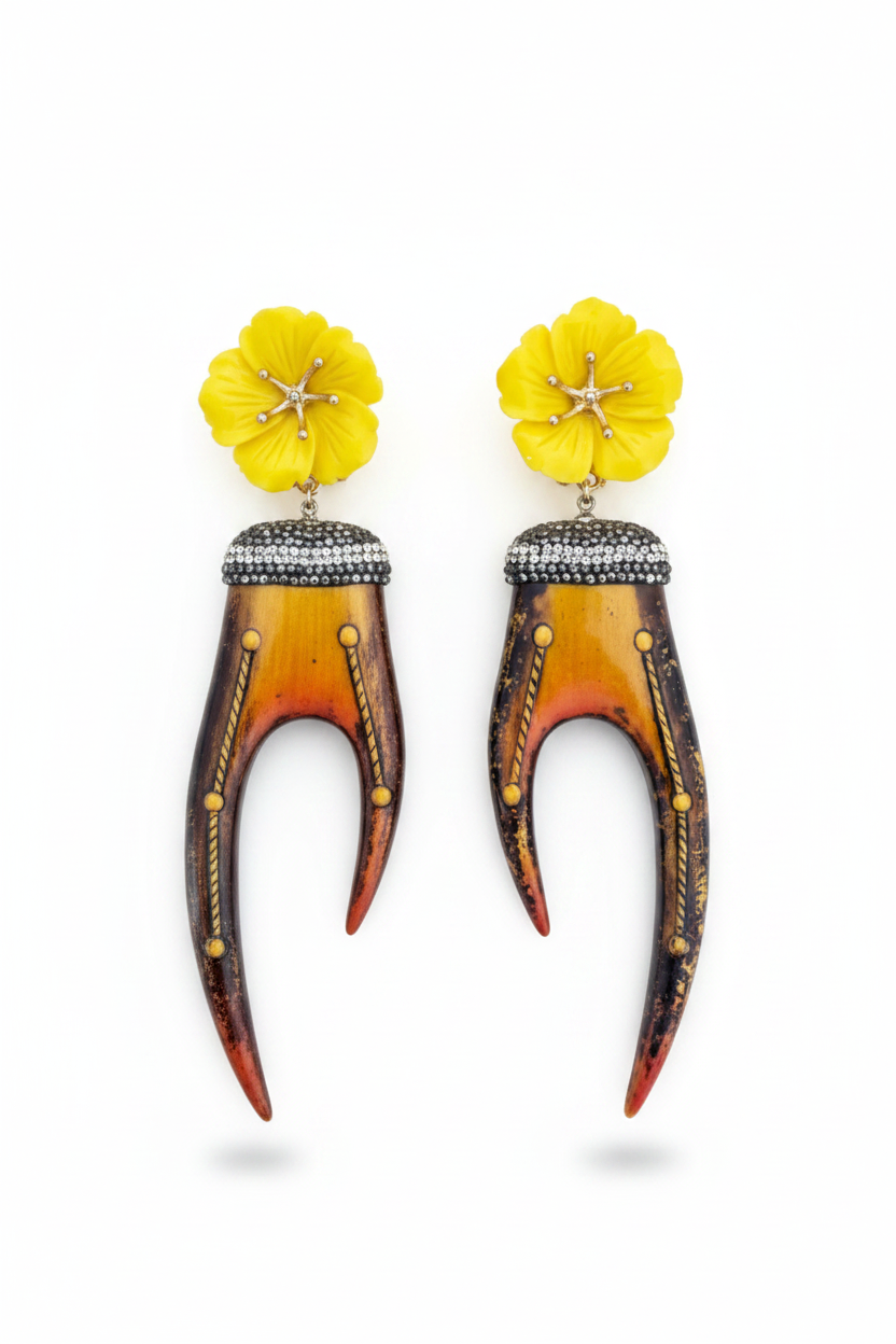 LUP169-LUCIA PIÑA-ARETES DE FLORES EN RESINA CON TENAZA DE CANGREJO-S1624
