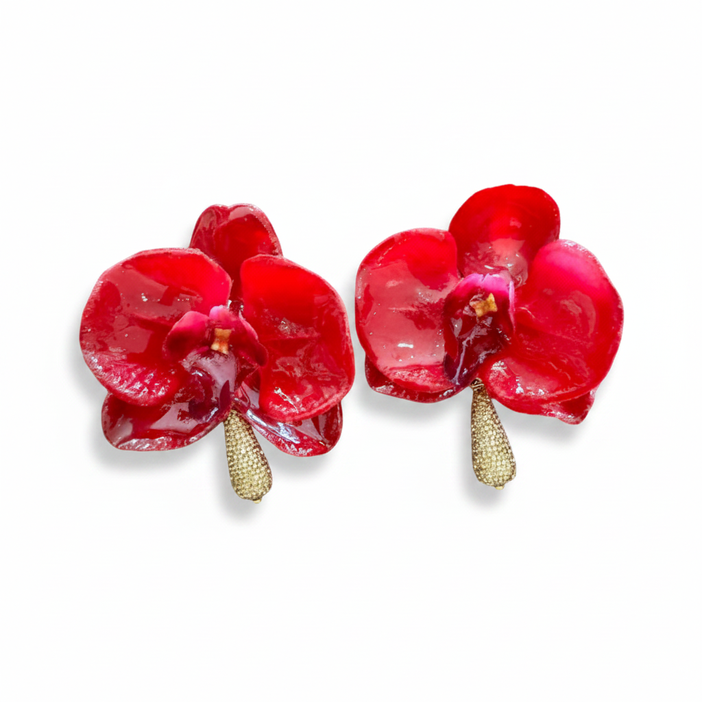LUP34-LUCIA PIÑA-ARETES DE ORQUÍDEAS SINTÉTICAS EN BAÑO DE RESINA Y CRISTALES   -S1624